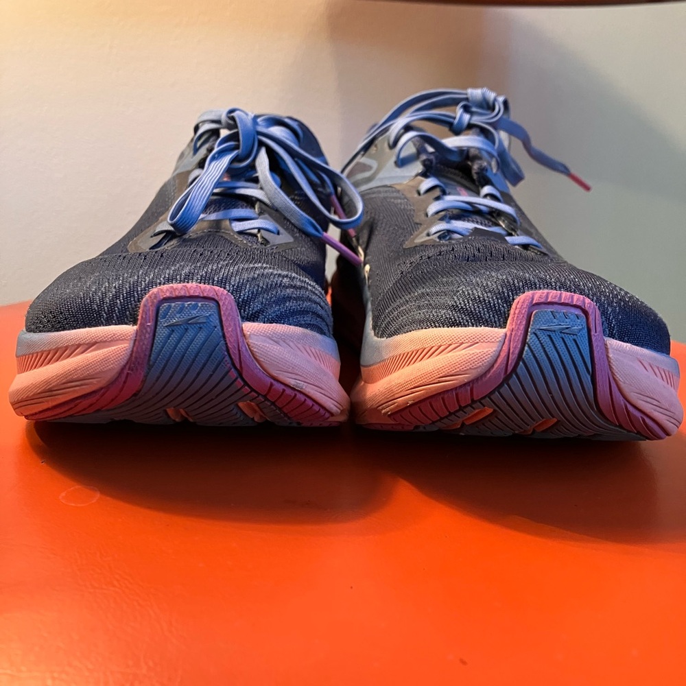 Altra Navy and Light Pink Athletic Shoes - Picture 5 of 10